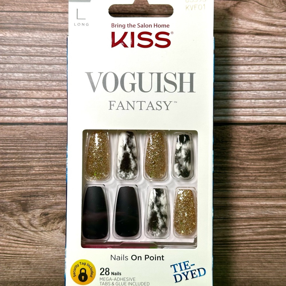 KISS Vogueish Fantasy Tie-Dyed Press On Long Nails - New York KVF01 Black Gold
